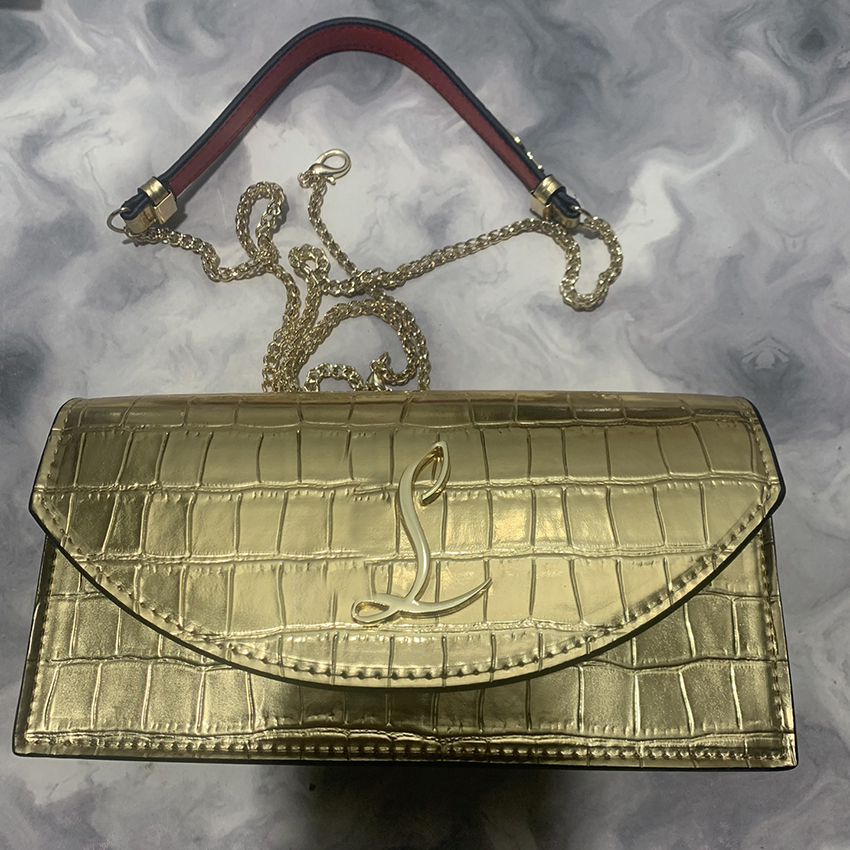 Designer Bag Rivet High end Womens Handmade Leather Shoulder Bag Classic Letter Dinner Bag Fashion Essential Red Bottom Bag Crossbody Bag Handbag 01