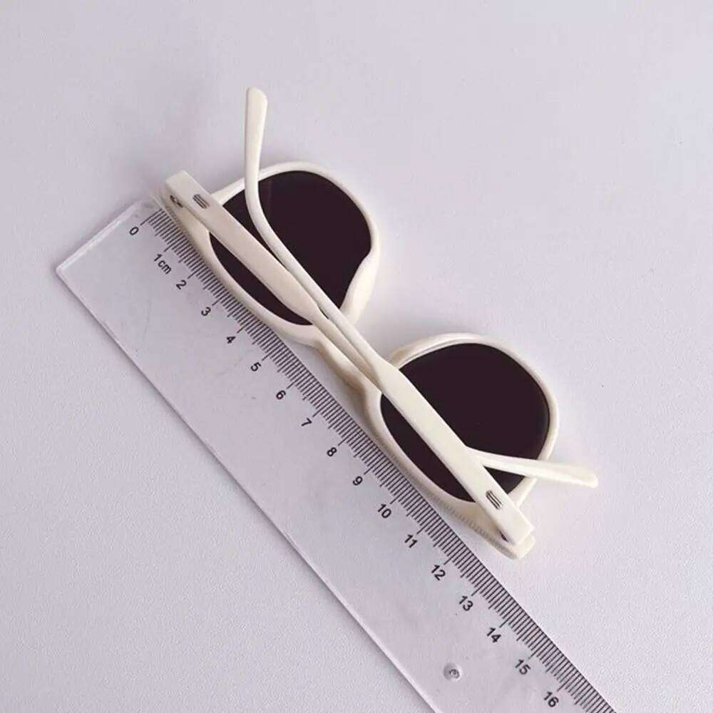 Retro Ins Style Sunglasses UV Protection Summer Children's Sun Glasses Beach Eyewear Z260305