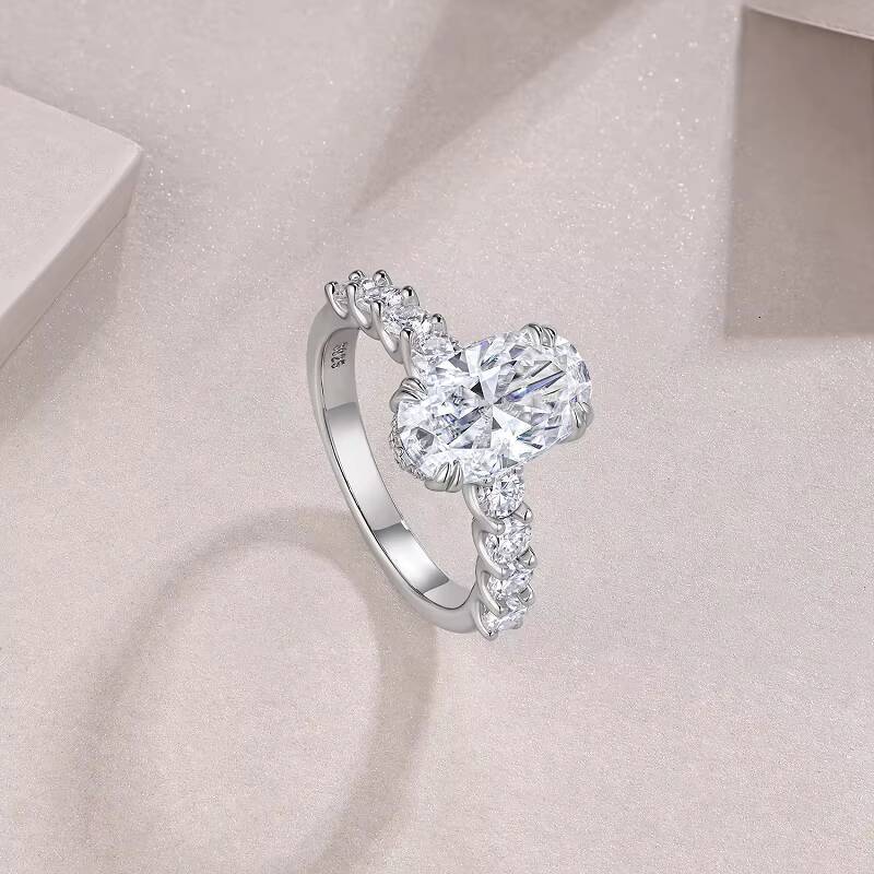 Bridal Oval Cut Moissanite Engagement Ring S925 Silver Side Stone Accent Design GRA Certified Fine Jewelry Ring