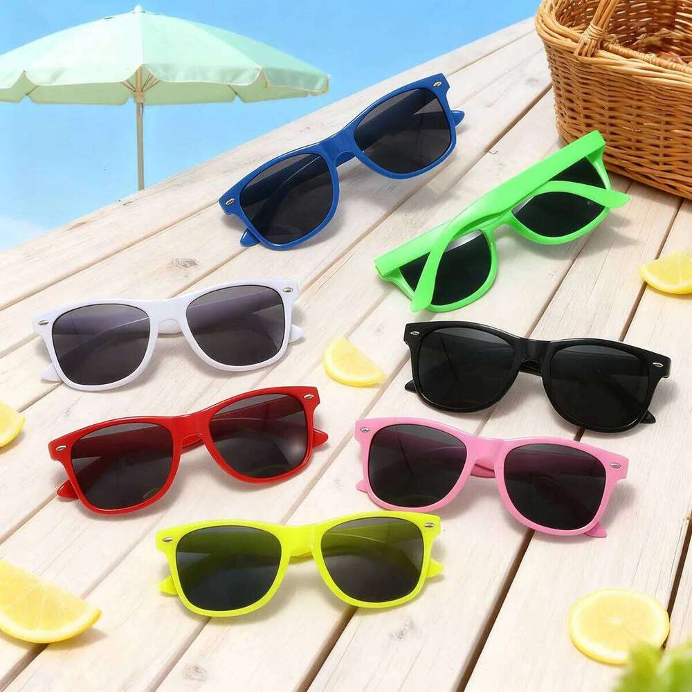 2025 New Fashionable Children's Sunglasses for Boys and Girls, Retro Round Frame Sunglasses, UV resistant Sunshade Glasses Z260304