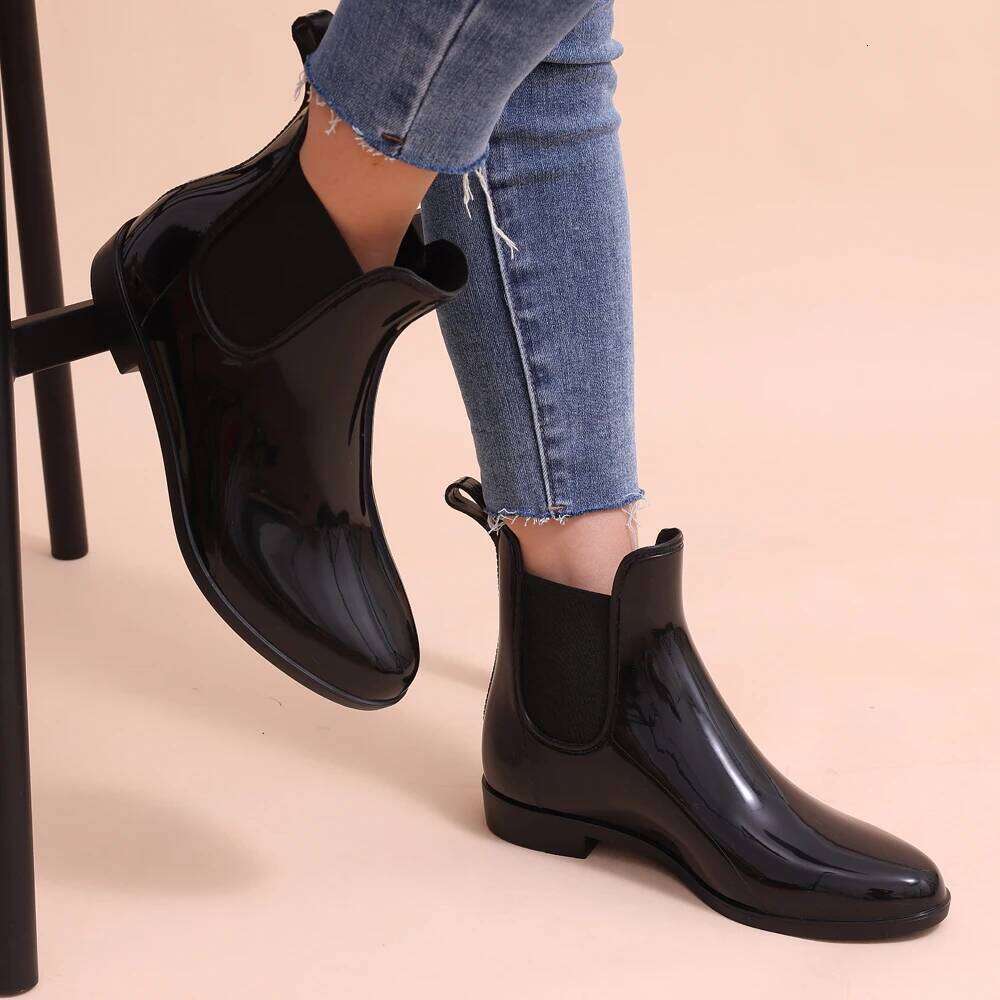 Kidmi Classic Shiny Rain Summer Waterproof Chelsea Boots For Women Fashion Outdoor Non-slip Home Shoes