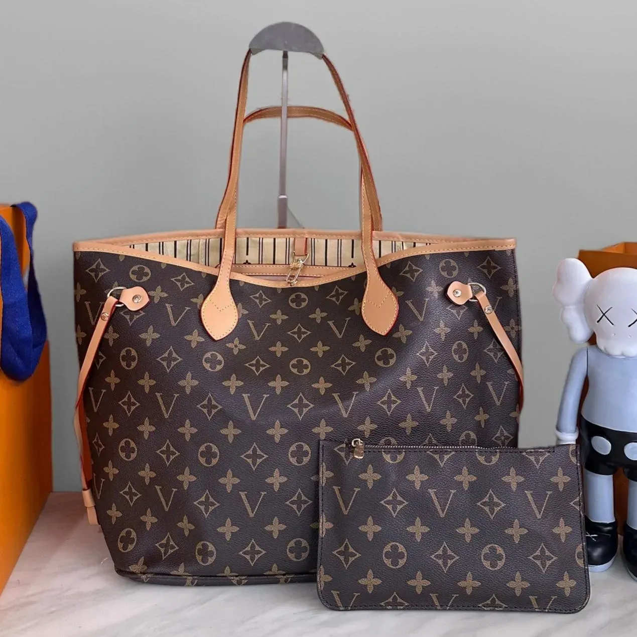 Totes Totes Tote Bag Designer Bags Handbag Totes Wallet Fashion Leather Messenger Old Flower Brown Lattice MM Shoulder Women High Capacity Composite Shopping