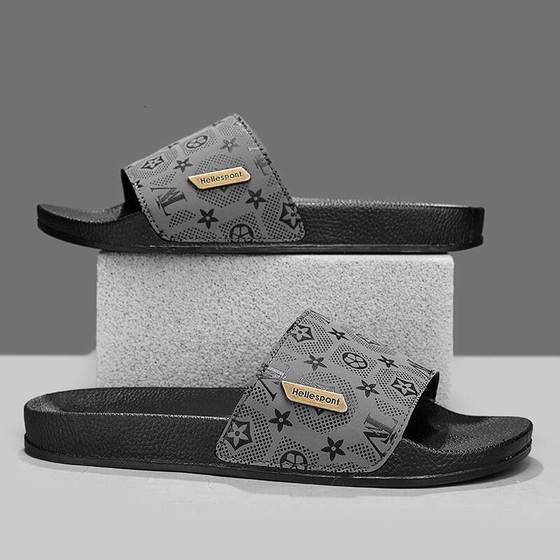 Men's slip-on for outdoor wear, light luxury, Southeast Asian beach style, large size, Vietnamese sandals