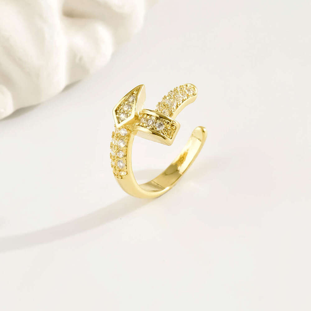 Womens Jewelry Earrings Ear Cuff European American Retro Micro-Inlaid Zircon No Piercing Ear Bone Clip Exquisite Hypoallergenic All-Match Daily Wear