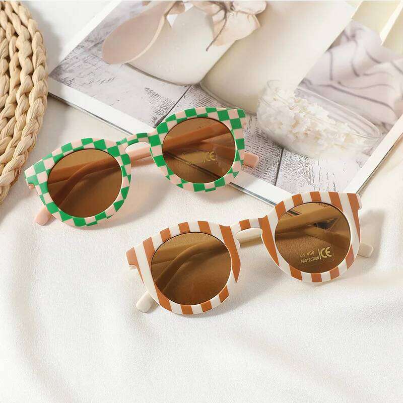 New Arrival 2-10 Years Kids Cute Round Sunglasses Boys Girls Baby Lattice Outdoor Children Fashion Cat Eye White Pink Shades Z260305