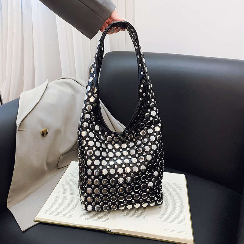 European and American Fashion Handbag for Women 2025 New Casual Bucket Personality Trendy Cool Polka Dot Rivet Underarm Bag