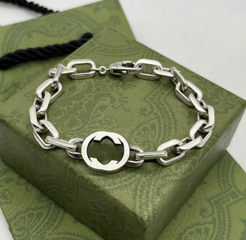 Luxury S925 Silver G Vintage interlocking letter bracelet simple atmosphere men and women with all-in-one explosive bracelet designer gift