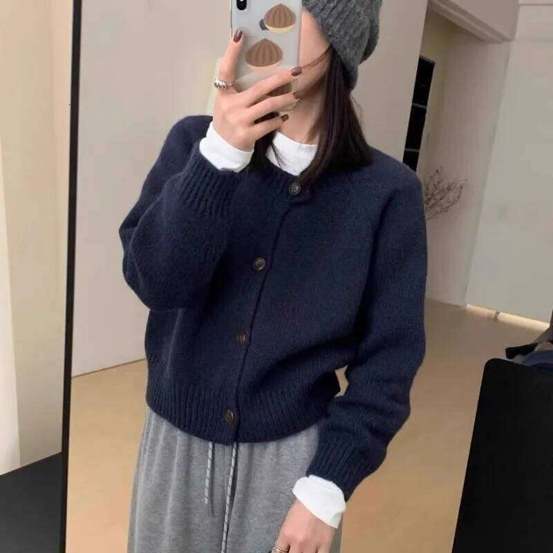 Elegant round-neck 100 pure cashmere knitted cardigan for women autumn and winter sweater with wool base coat XJ260305
