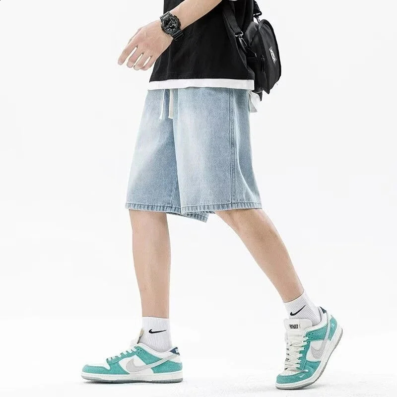 Men Casual Denim Shorts Male Comfortable Elastic Waist Straight Leg Soft Short Pants Light Blue Loose Baggy Wide Leg Jeans 260228