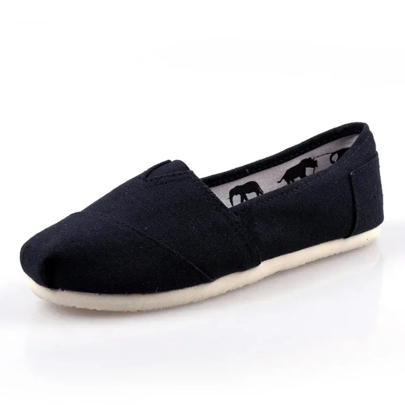 2026 Summer Blue Loafers Men Classic Canvas Flats Shoes Women Comfortable Breathable Men Casual Shoes Slip-on Espadrilles 260305