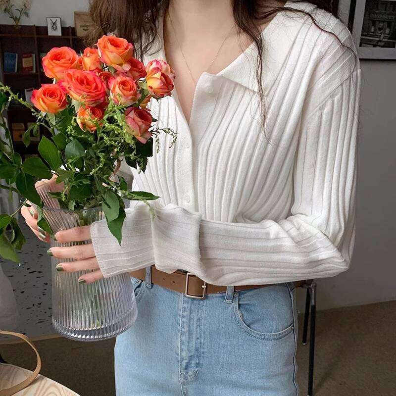 Retro Slim Fit Soft Autumn Winter Lapel Sweater Women 2026 Single-breasted Knitted Cardigan Fashion Tops XJ260305