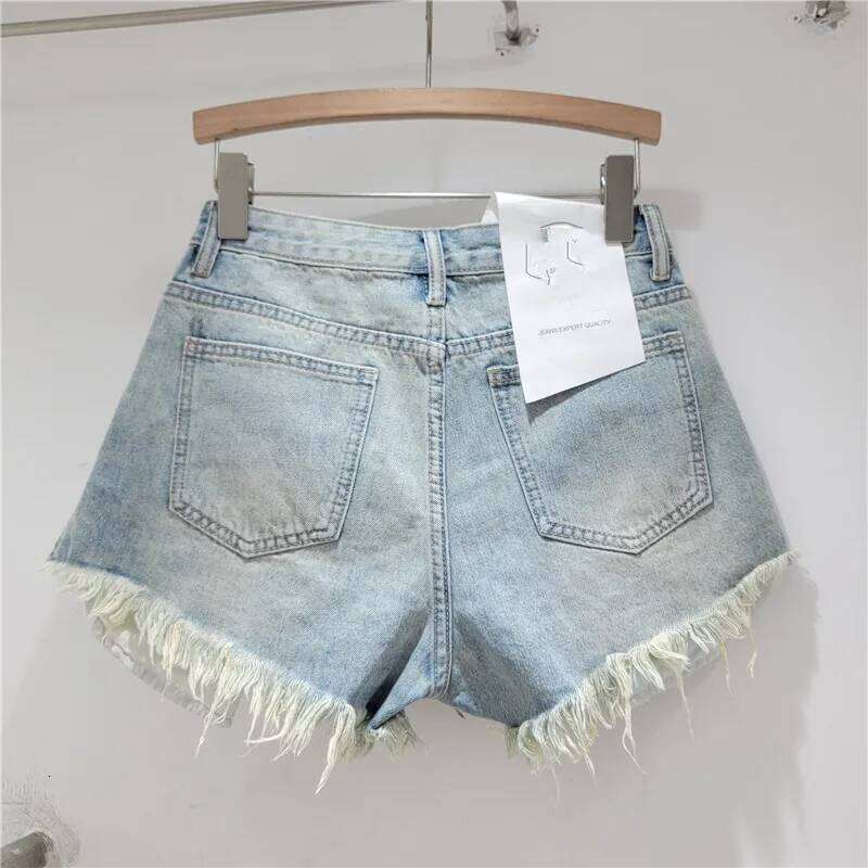 2026 Summer New Light Color Perforated Design Denim Shorts Women's Wide Legs Slim Fashion Ragged Edge A-line Ropa Mujer XJ260305