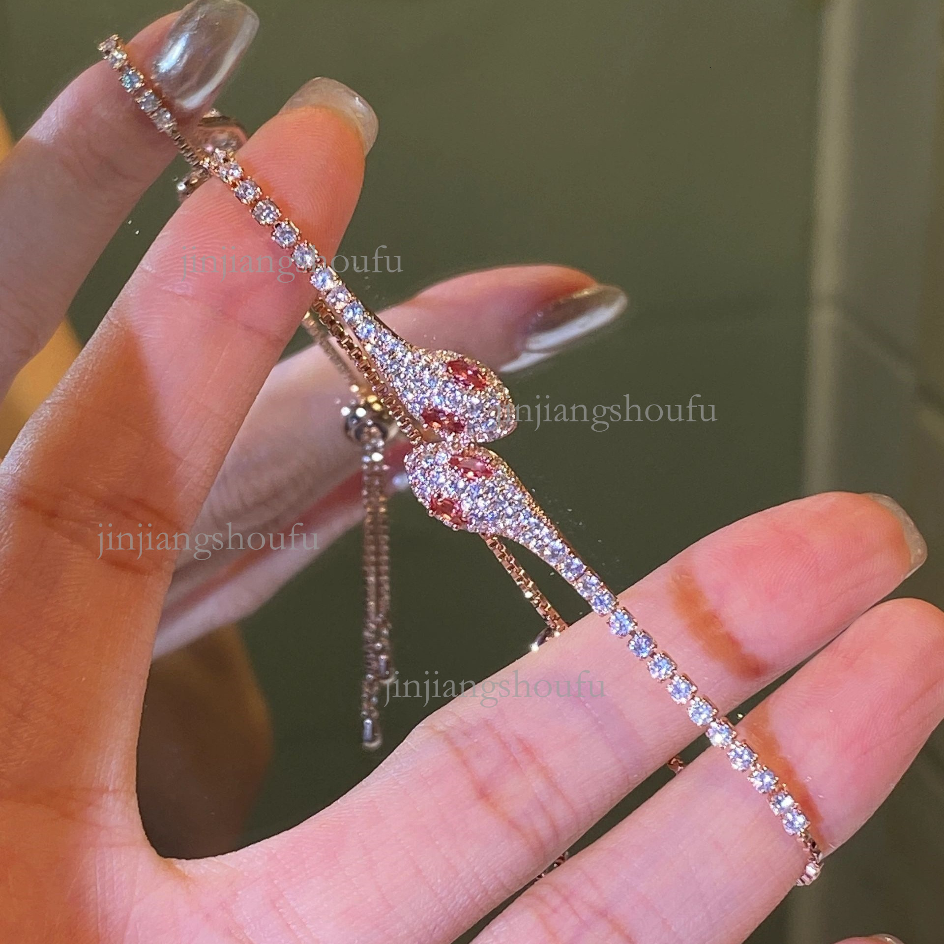 2026 Designer Bracelet Luxury Brand Fashion Small Serpentine Full Diamond Ice Blue Spirit Snake Women's Drawstring Bracelet Trendy New High End W