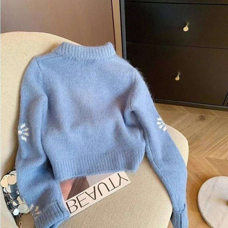 Korean Style Sweet Blue Crocheted Peter Pan Collar Cropped Sweater Cardigan Women's Autumn 2024 New Long-sleeved Top XJ260305