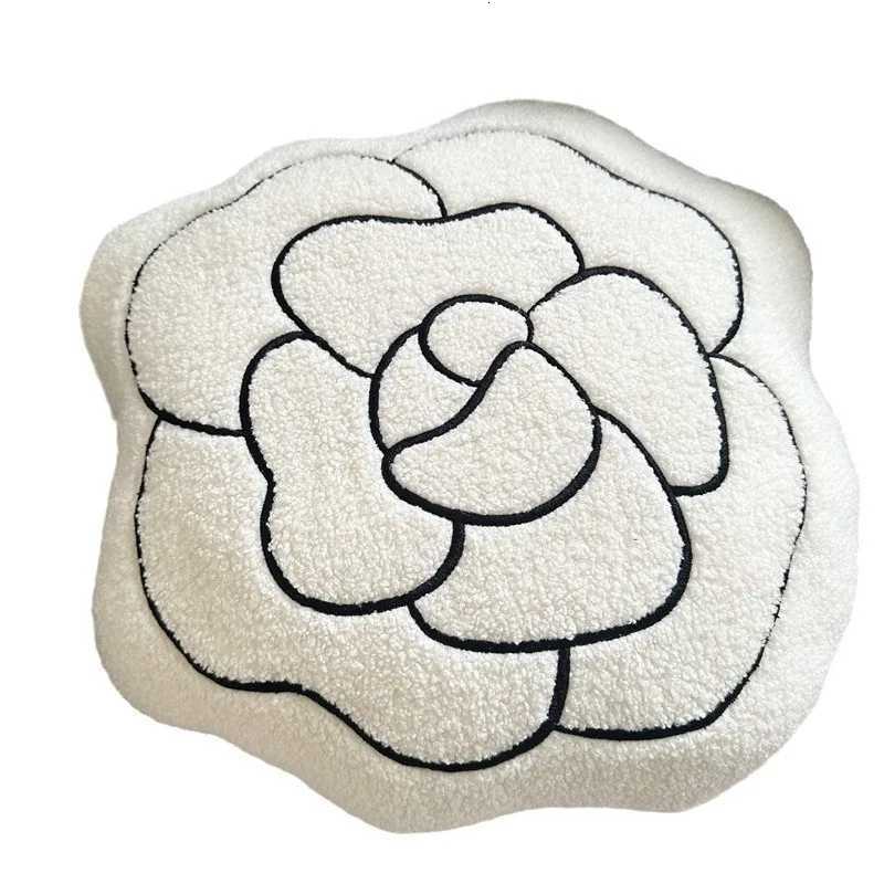 Black and White Camellia Pillow Cushion Sofa Bay Window Cream Home Decoration OrnamentsT260305