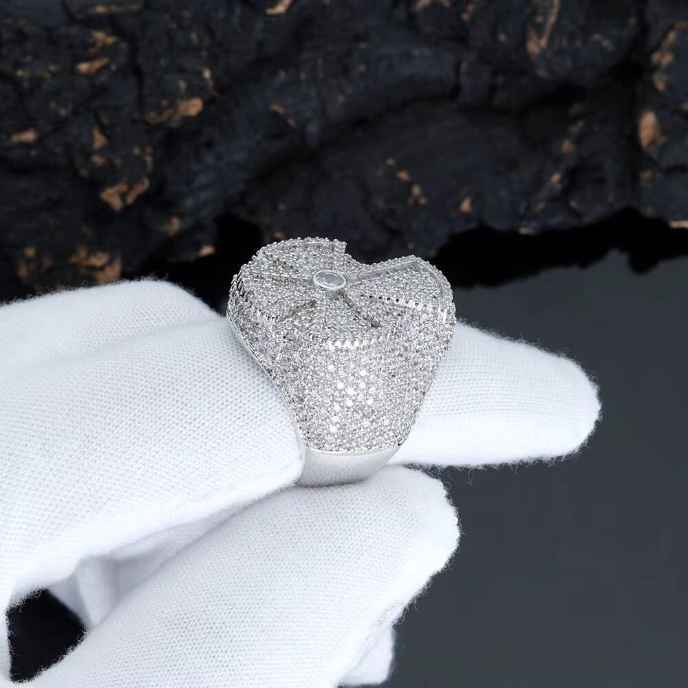 Hip Hop Zircon Stone Paved Bling Iced Out Cross Finger Rings for Men Women Unisex Rapper Jewelry