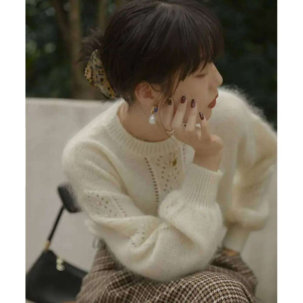 New 2025 Autumn Spring Soft Mohair Sweater Chic Women O Neck Knitted Hollow Out Lantern Sleeve Loose White Short Thin Pullover XJ260305