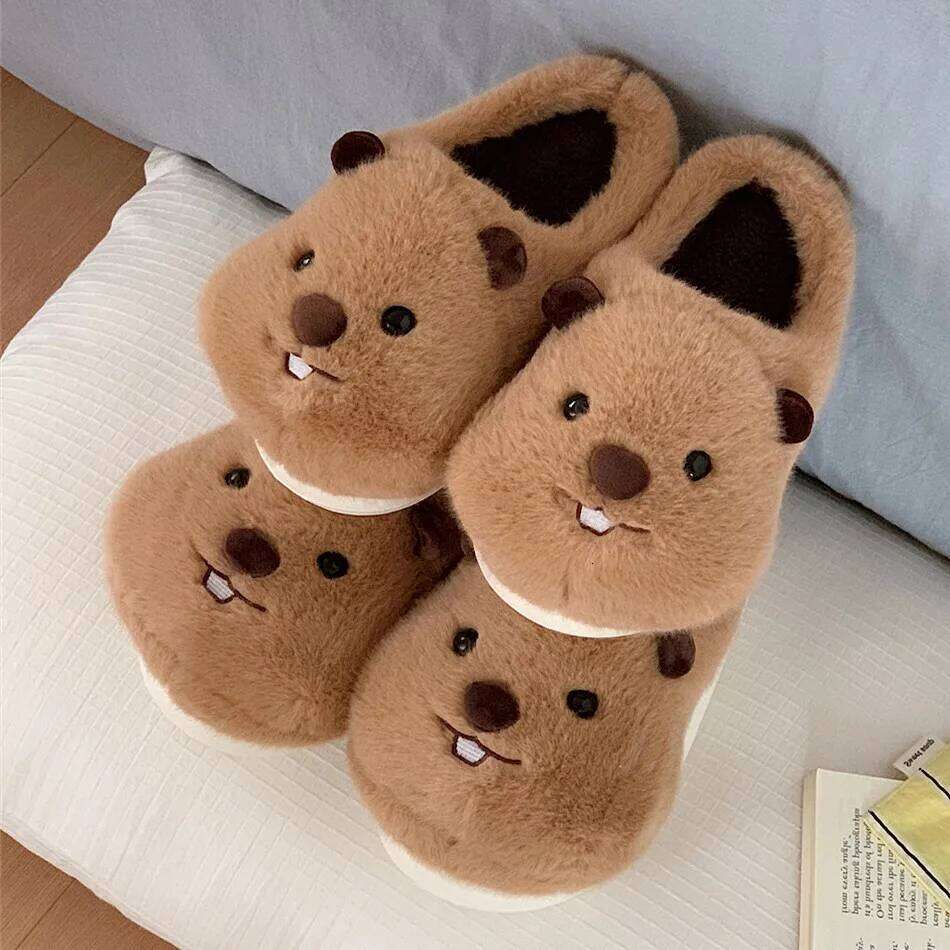 2026 New Indoor Fluffy Slippers For Women Men Winter Warm Shoes Soft Plush Cute Cartoon Style Couples Home Floor Cotton Slipper