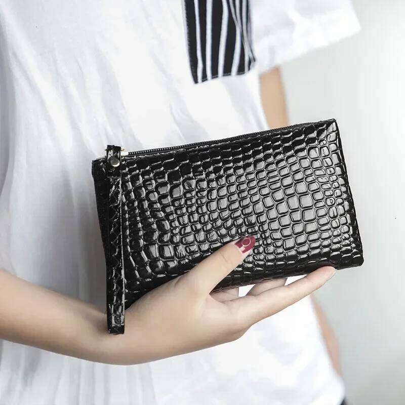 Crocodile for Women Purse New Fashion Small Wrist Bag High-quality PU Coin Wallet Zipper Closure Solid candy colors C260304