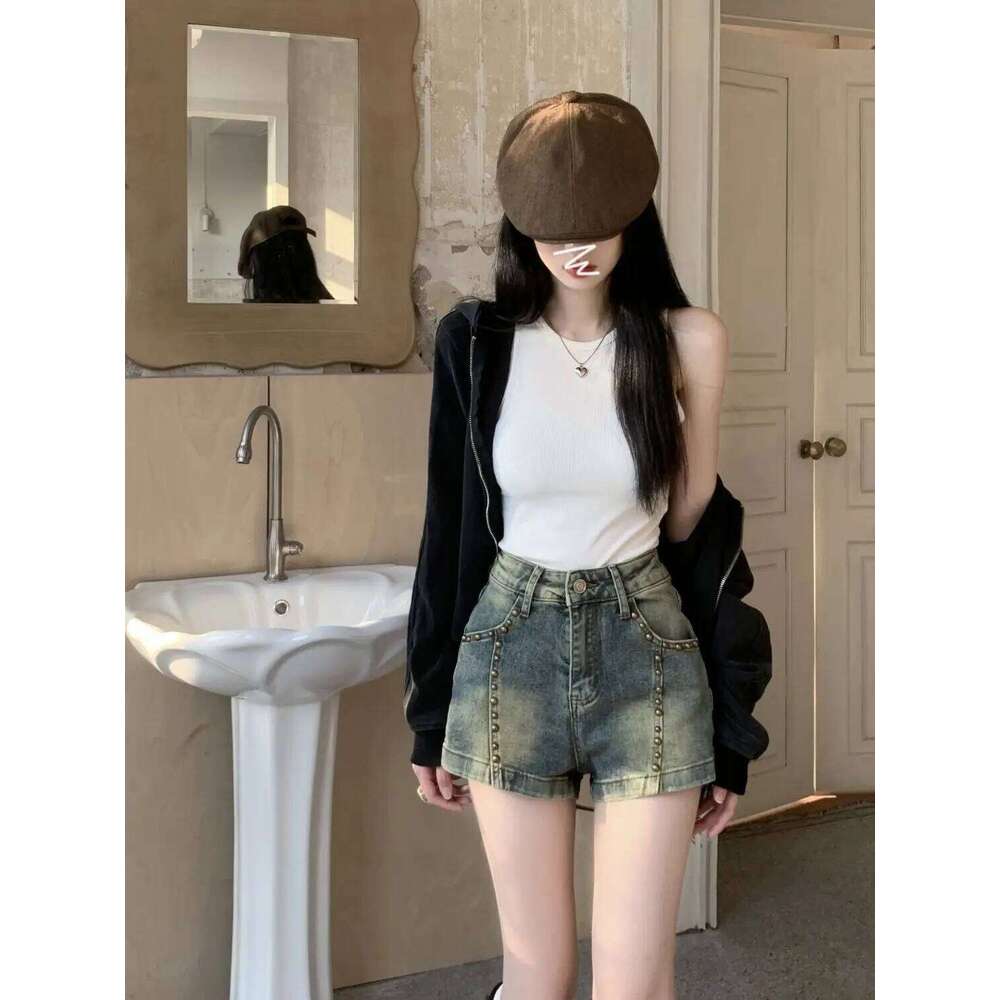 Sexy Riveted Denim Women's Summer 2025 New High Waist Loose Wide Leg Hot Pants Straight Jean Shorts XJ260305