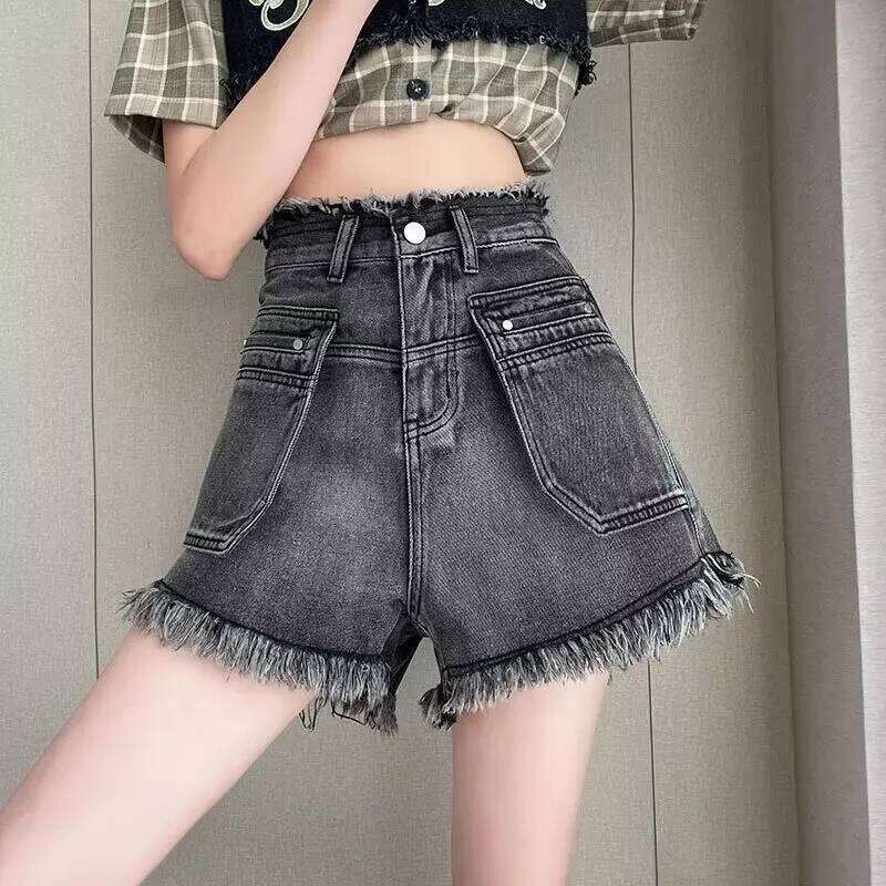 2025 New Summer Denim Shorts Fashion Women Button High Street Y2K Sexy Hot Girl Short Pants Ripped Jeans Tassel Female Clothes XJ260305