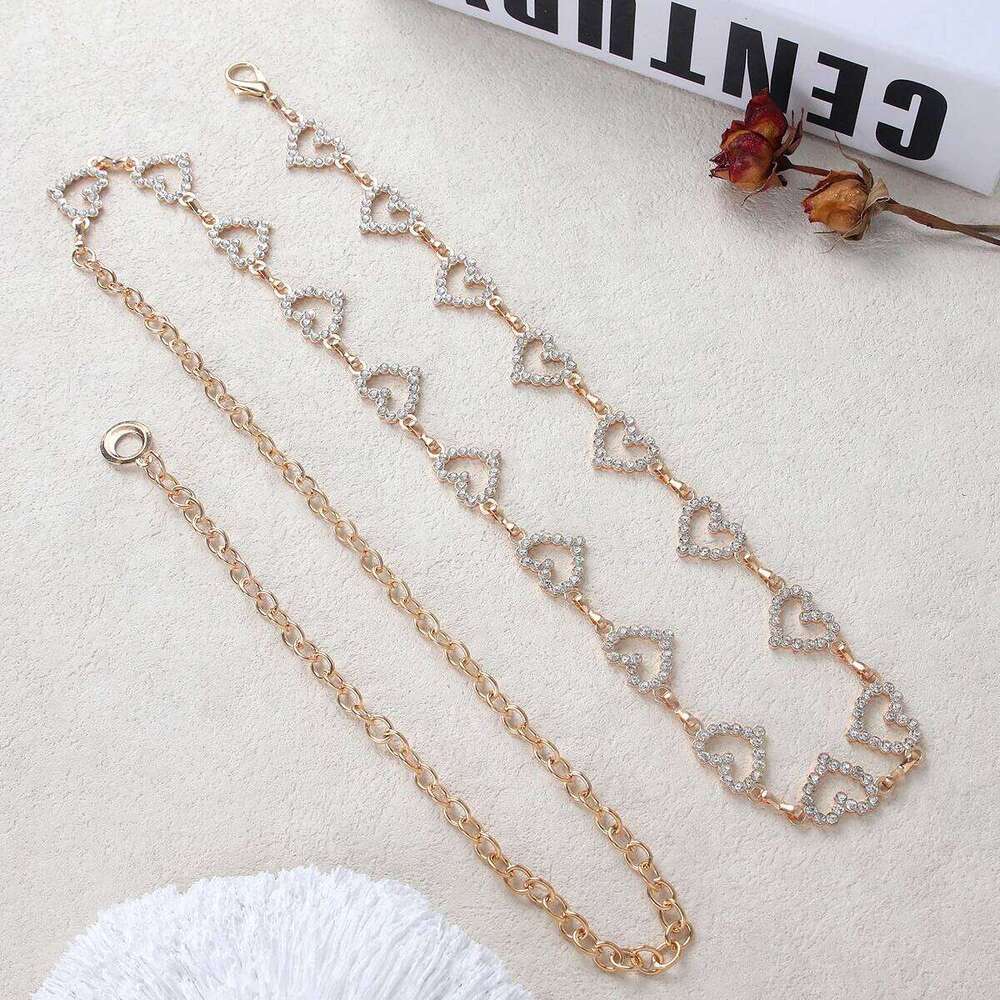 A piece of fashionable single-layer heart-shaped rhinestone waist chain street photography women's body vhains jewelry S260304
