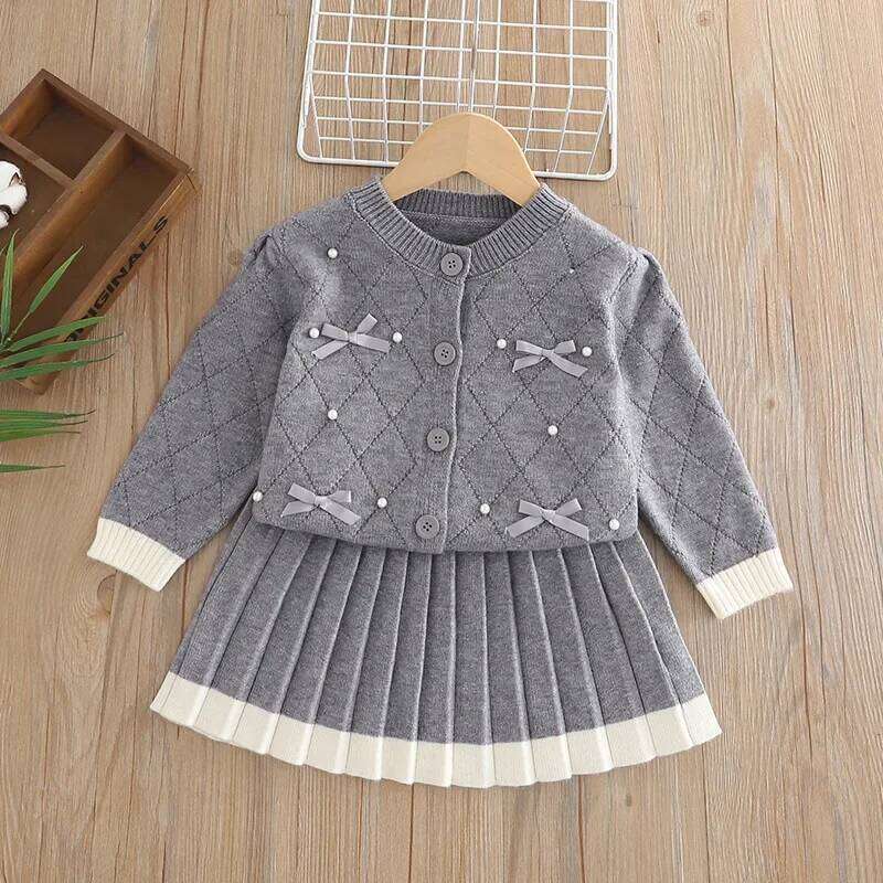 Girls' Preppy 2-Piece Knit Set Long Sleeve Bow-Trim Top + Pleated Skirt, Cozy Fall & Winter Outfit for Big Kids Girl Clothes Z260304