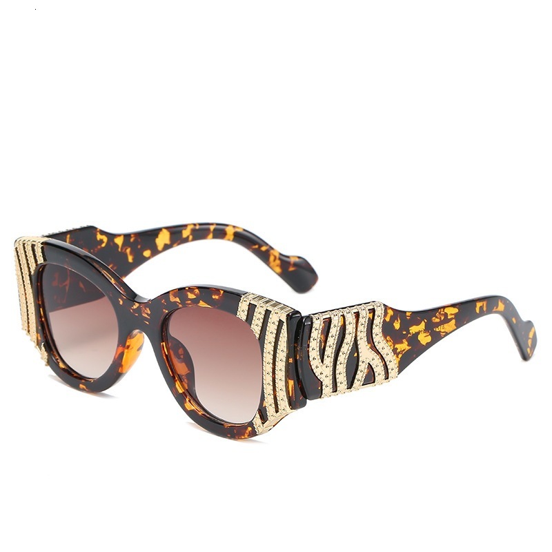 2026 New Designer Luxury Brand Casual Style Metal Personalized Decoration Retro Fashion Sunglasses European And American New Outdoor Sunscreen Sunglas