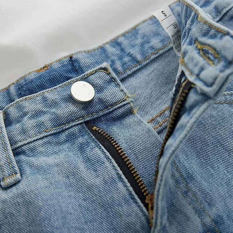 Women Korean Retro Y2k Shorts Pants Lady Vintage High Street Broken hole irregular brim wide leg shorts casual jeans for women XJ260305