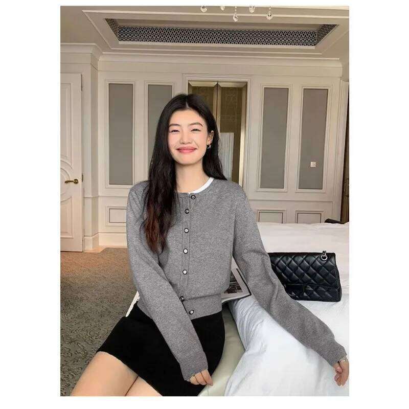 Western Retro Simple Versatile Round Neck Knitted Cardigan for Women Spring Korean Style Casual Loose Top Trendy XJ260305