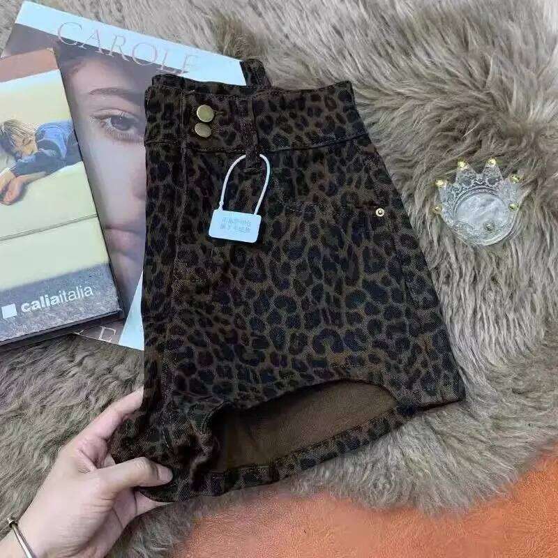 Sexy Leopard Printed Denim Women's Summer New High Waist Slim A Word Hip-wrapped Jeans Hot Pants Shorts Feminino XJ260305