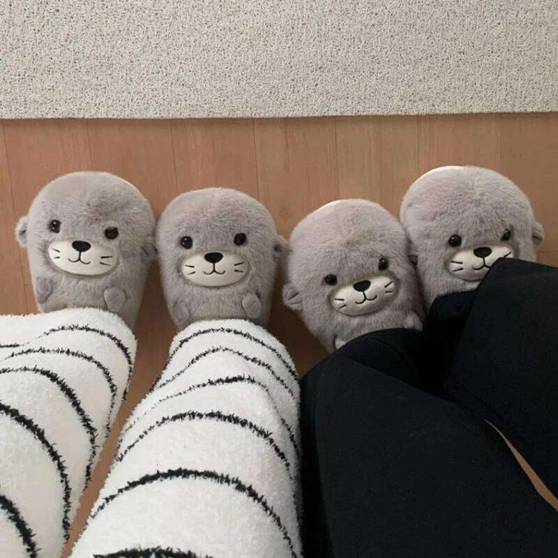 Cute Cartoon Seal Indoor Fluffy Slippers For Women Men Winter House Shoes Soft Plush Anti-slip Lovers Home Floor Cotton Slides