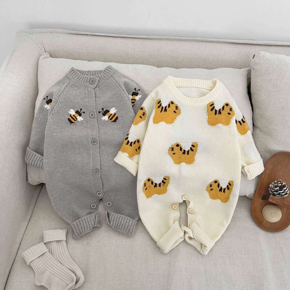Newborn Baby Kitted Sweaters Boys Girls Warm Romper Autumn Winter climbing Clothes 2025 Cute Cartoon Jumpsuit 0-2T Z260304