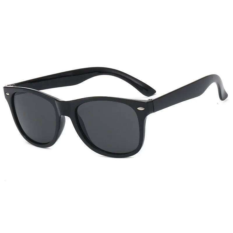 2025 New Fashionable Children's Sunglasses for Boys and Girls, Retro Round Frame Sunglasses, UV resistant Sunshade Glasses Z260304