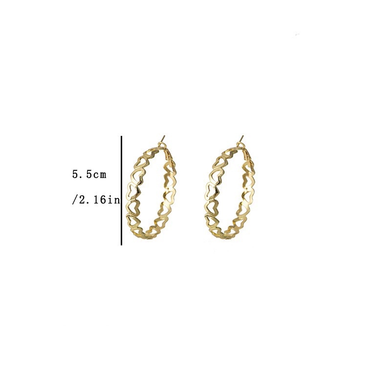 Metal hollowed-out heart-shaped ear ring, exquisite and simple, elegant and versatile. Metal three-dimensional ear ring