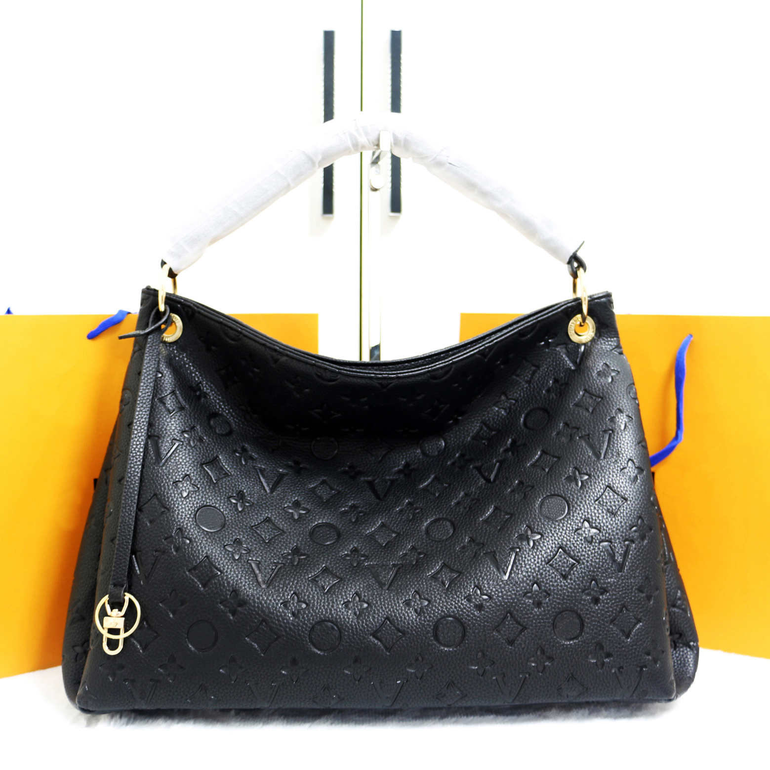 Designer Bags Embossed Flower Large Capacity The Tote Bag Fashion Sac Femme Women Shoulder Bags Messenger Handbag classics Woman Purse Luxurys Female backpack