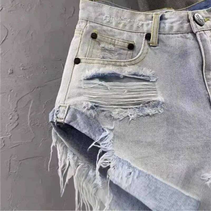 White Denim Shorts Jean Female New Summer Outfit Girl Broken Hole Casual Fashion Wide Leg A Word Hot Pants For Women XJ260305