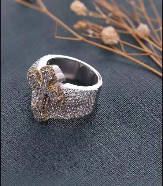 Romantic Luxury Laysware Jewels 925 Sterling Silver Moissanite Ring Twisted Band Brilliant Cut Stone Certified Unisex