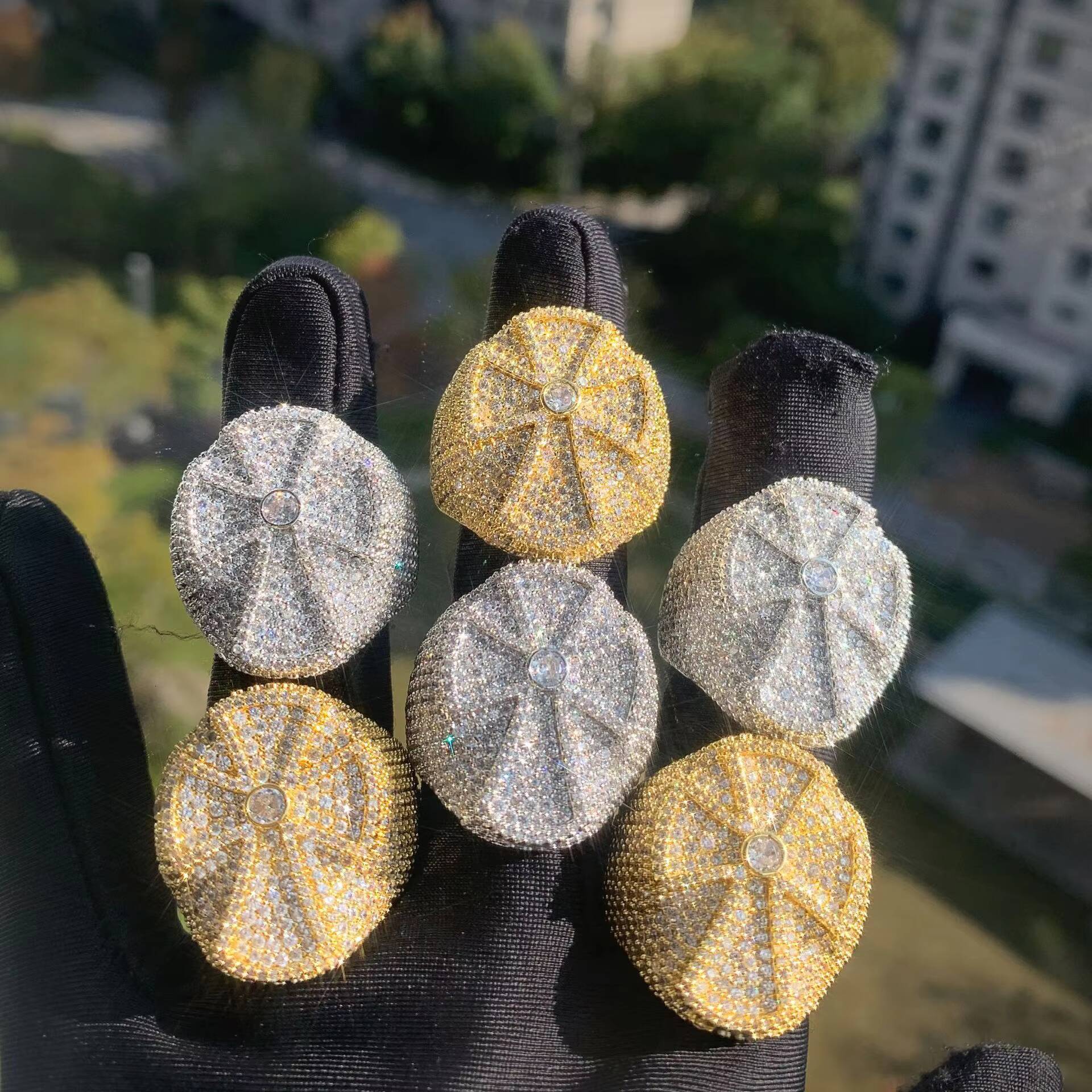 Hip Hop Zircon Stone Paved Bling Iced Out Cross Finger Rings for Men Women Unisex Rapper Jewelry