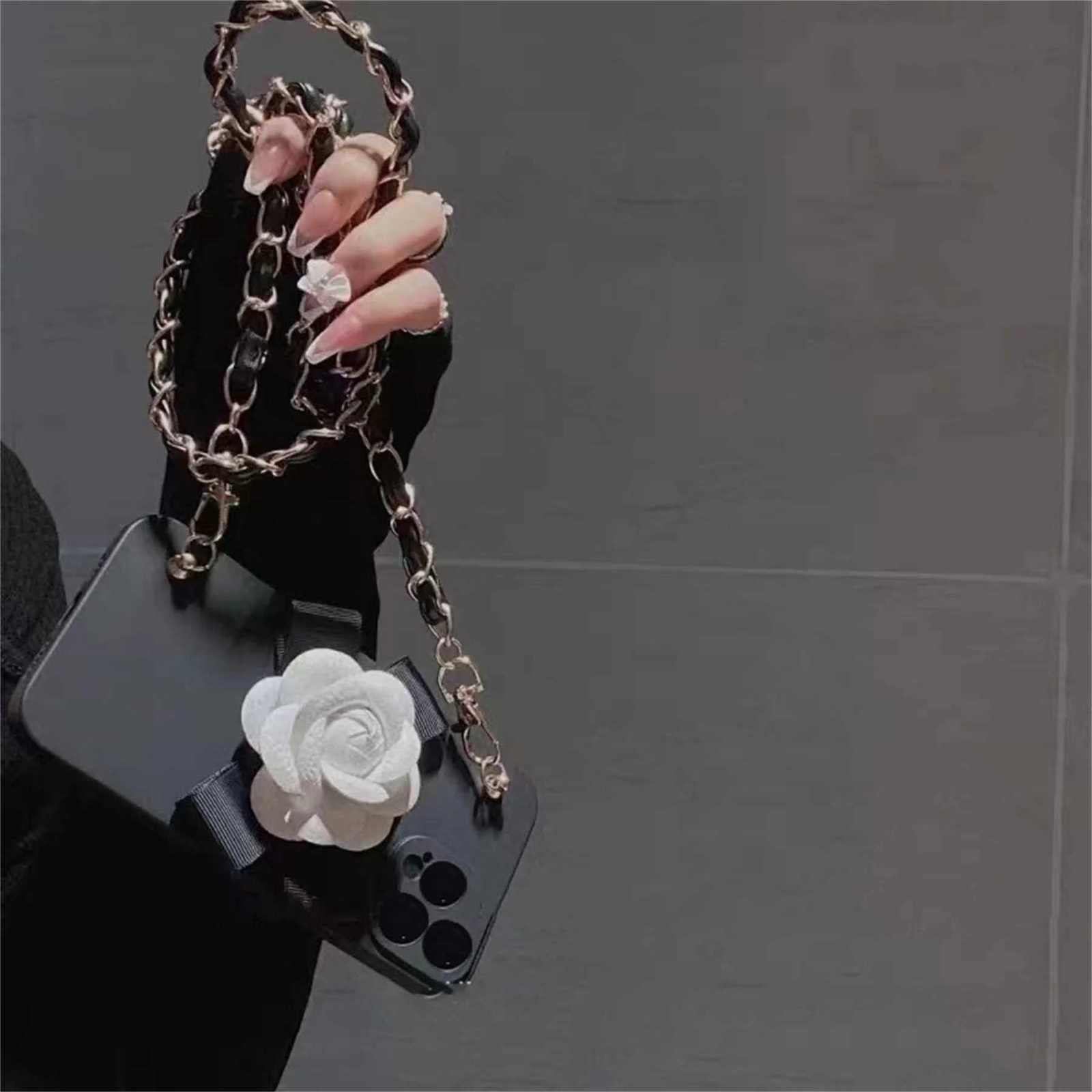 Luxury Camellia Leather Chain Crossbody Lanyard Phone Case For iPhone 17 16 15 14 13 12 11 Pro Max | Shockproof CoverT260305