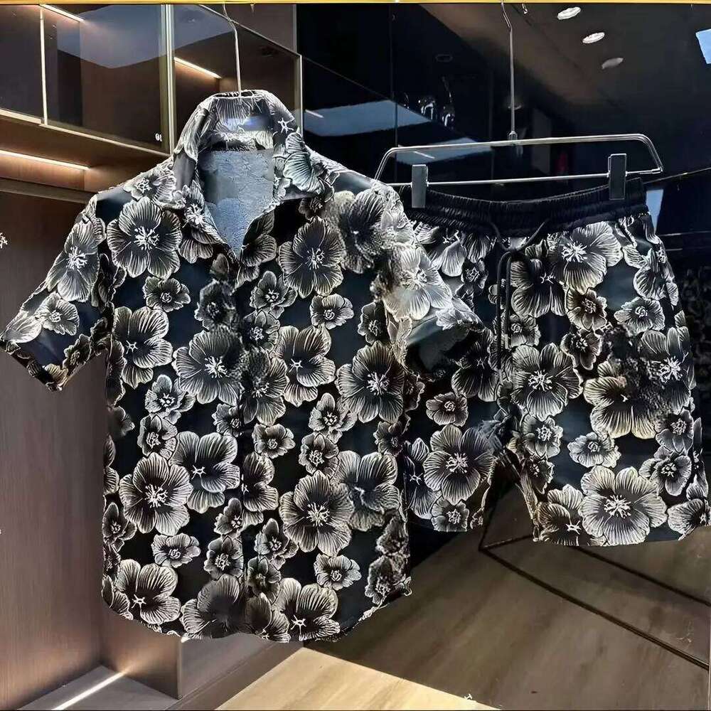 Men's Ethnic Embossed Gold Floral Short Sleeve Shirt & Shorts 2 Piece Set Summer Casual Ethnic Style Embossed Gold Flower Short Sleeve Shirt And 