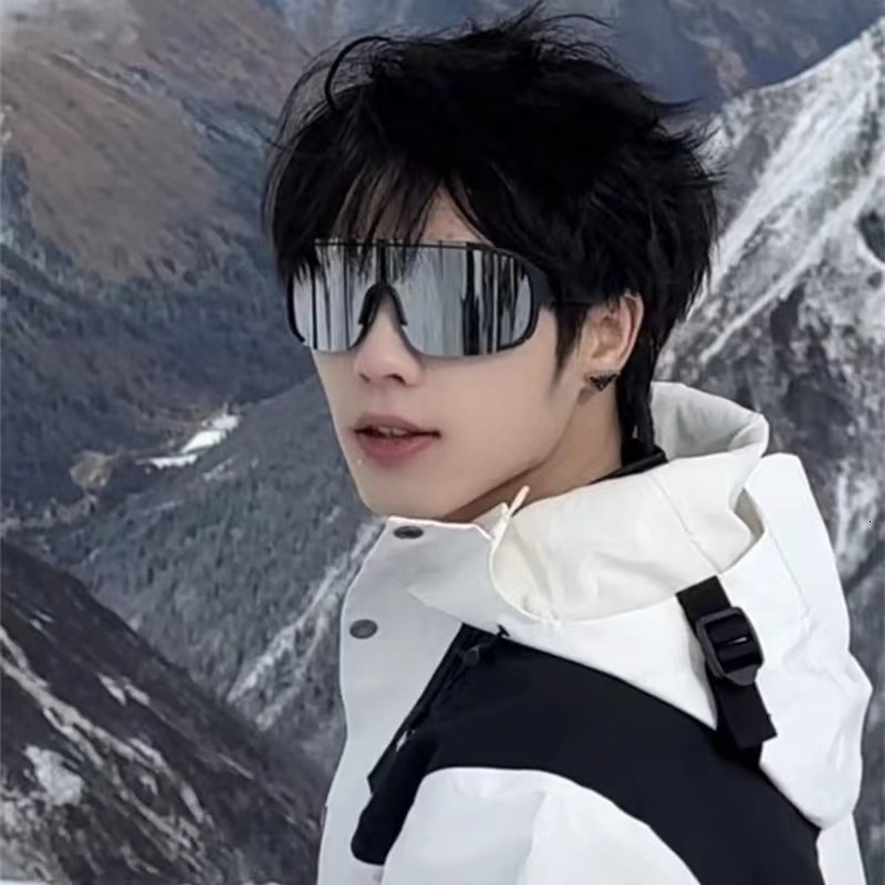 2026 New Designer Luxury Brand Outdoor Sports Bicycle Sunglasses Windproof Sunglasses Mountaineering Skiing Goggles Integrated Sports Glasses Wholesal