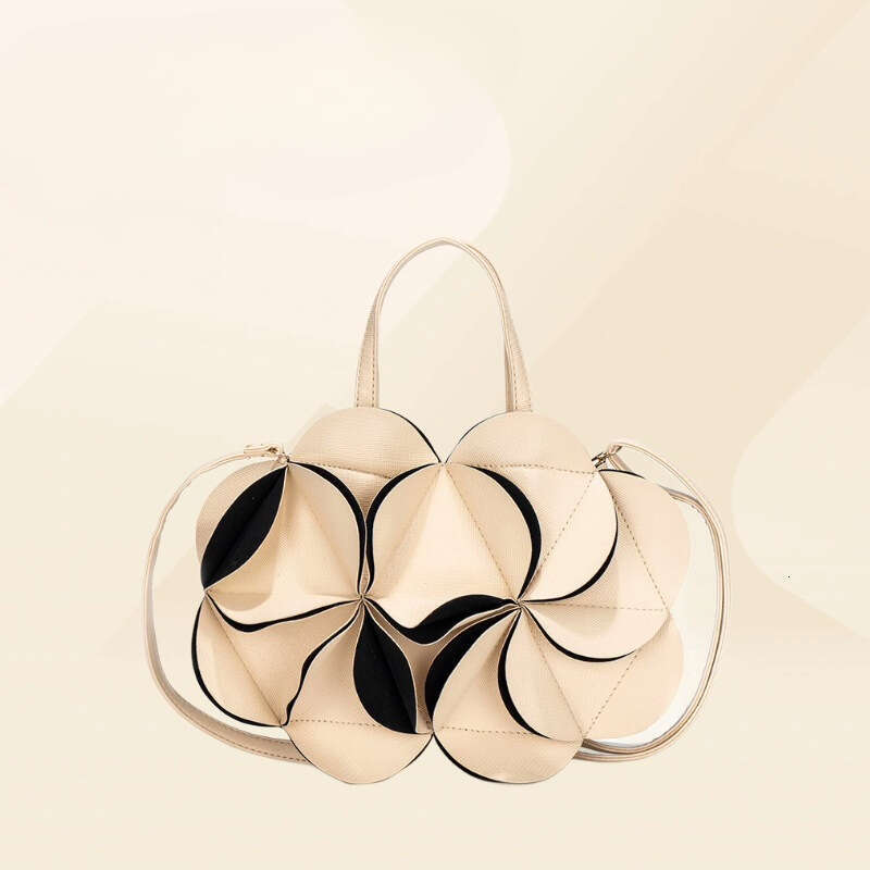 Niche Design Floral Shape Single Shoulder Crossbody Creative Cute Pleated Handbag For Women Korean Japanese Fashion Evening Bag Kl928