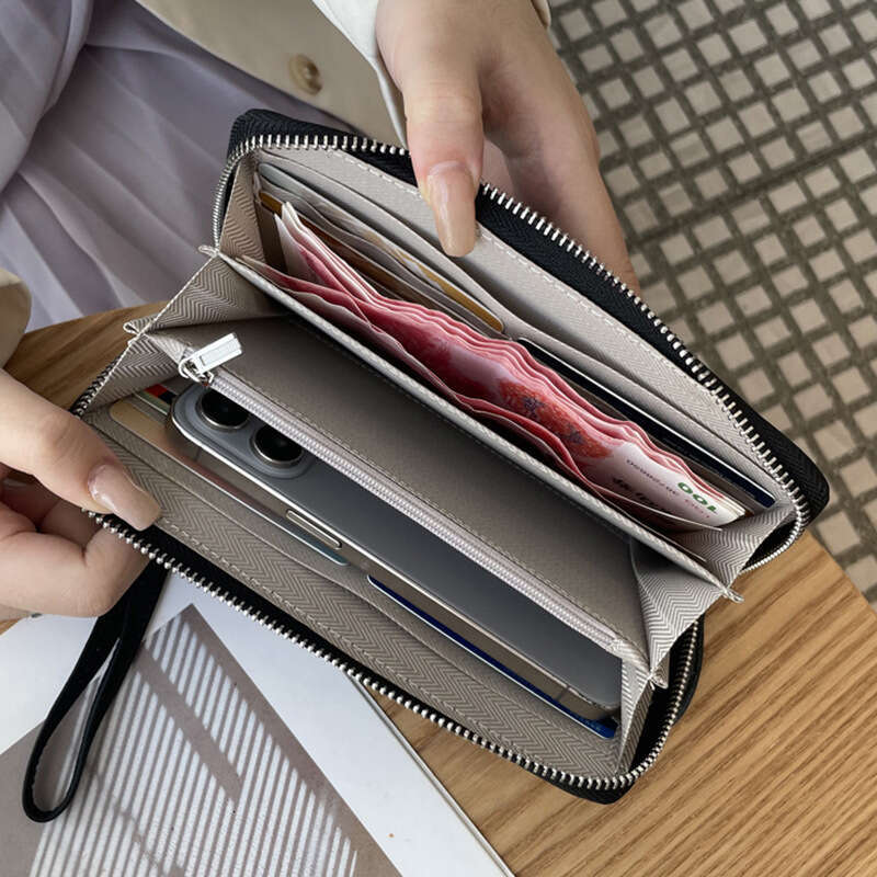 Genuine Leather Long Wallet for Women 2025 New Large Capacity Multi-Card Slot High-End Clutch Wrist Phone Bag with Zipper