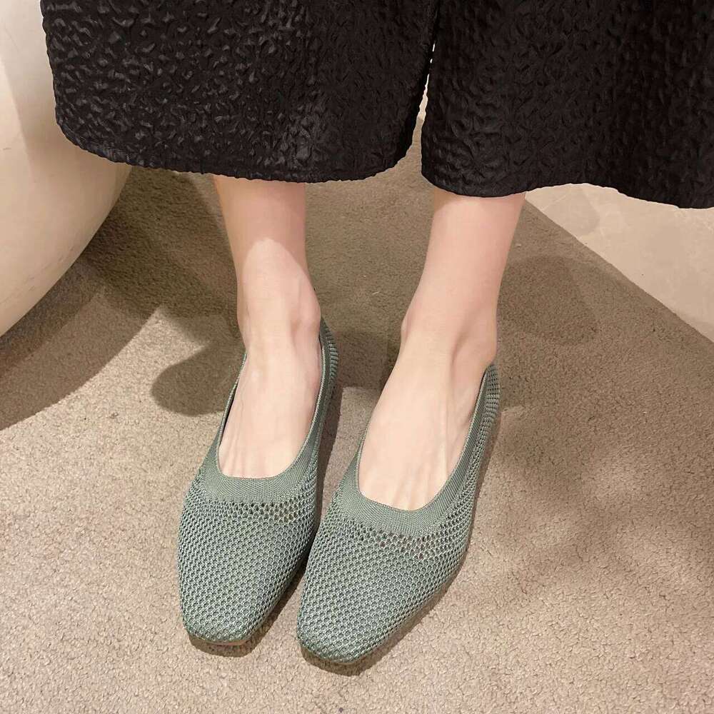 Breathable Mesh Fashion Flats For Women Spring Summer Flat Square Toe Slip-on Loafers Soft Sole Girls Daily Walking Shoes