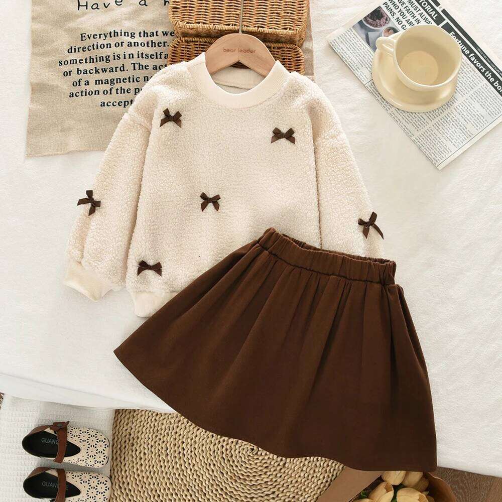 Khaki Fashion Autumn Winter New 3-7 Year Old Girls' Round Neck Long Sleeve Bow Top+pleated Skirt Two Piece Set Korean Version Z260304