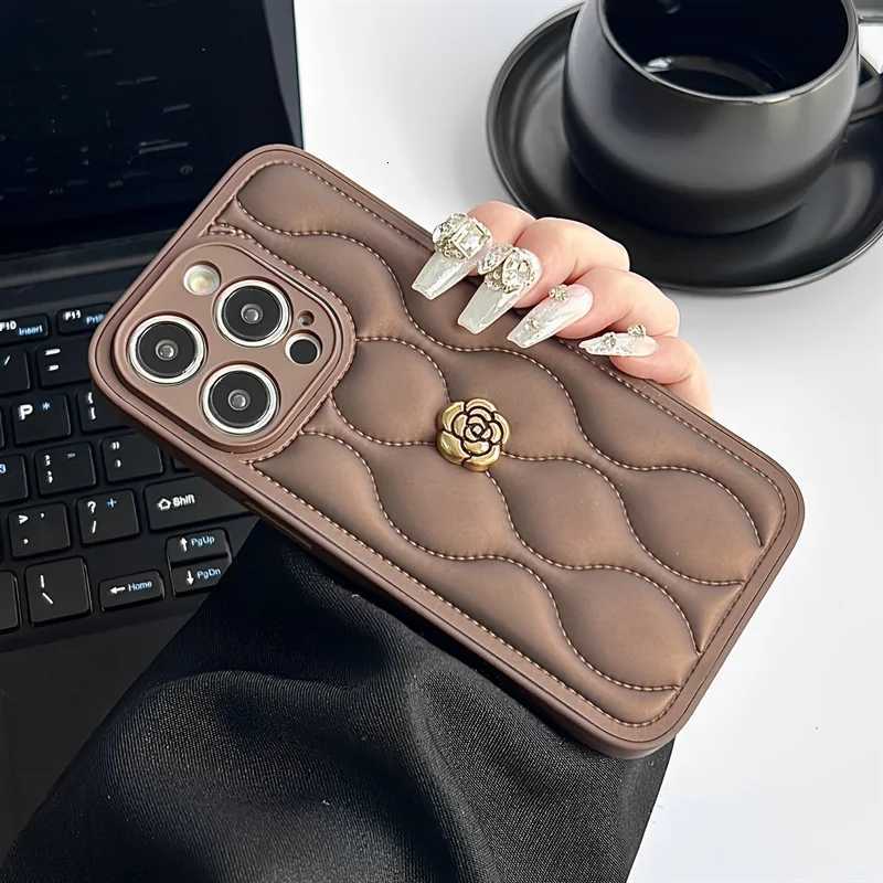 Leopard Print Camellia Pearl Wristband Phone Case For iPhone 16 Pro 15 Plus 14 13 12 11 | Full-Body Anti-Drop Soft CoverT260305