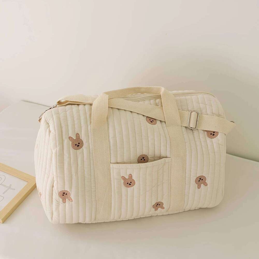 Korean ins new embroidered mommy large capacity duffel portable messenger bag Z260304