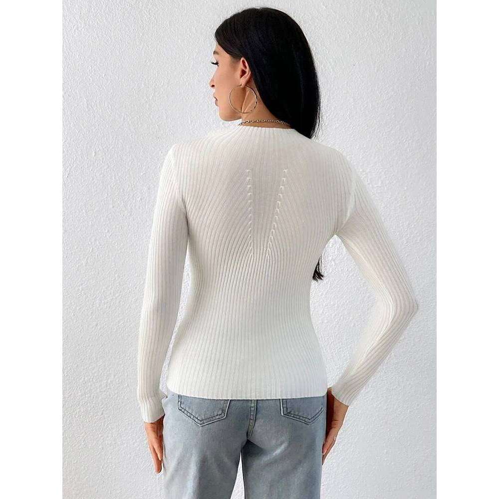 Solid White and Black Tops 2025 Autumn Winter Long Sleeve Turtleneck Pullovers Fashion Womens Sweaters Femme Clothing XJ260305