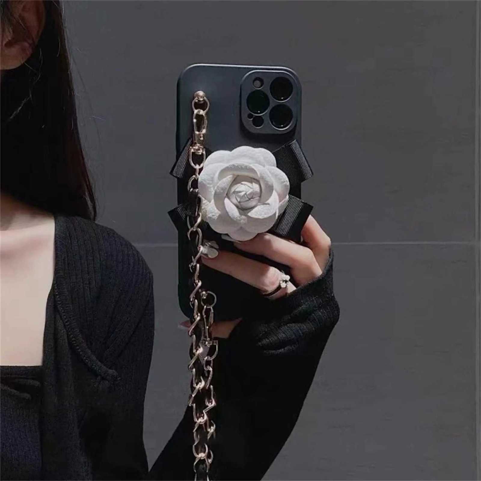 Luxury Camellia Leather Chain Crossbody Lanyard Phone Case For iPhone 17 16 15 14 13 12 11 Pro Max | Shockproof CoverT260305